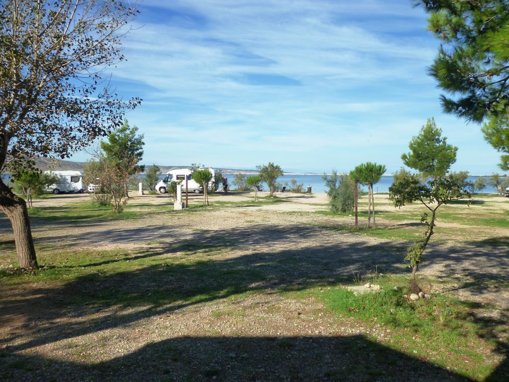 Campsite Pisak - Mobile Homes By The Sea Seline Buitenkant foto